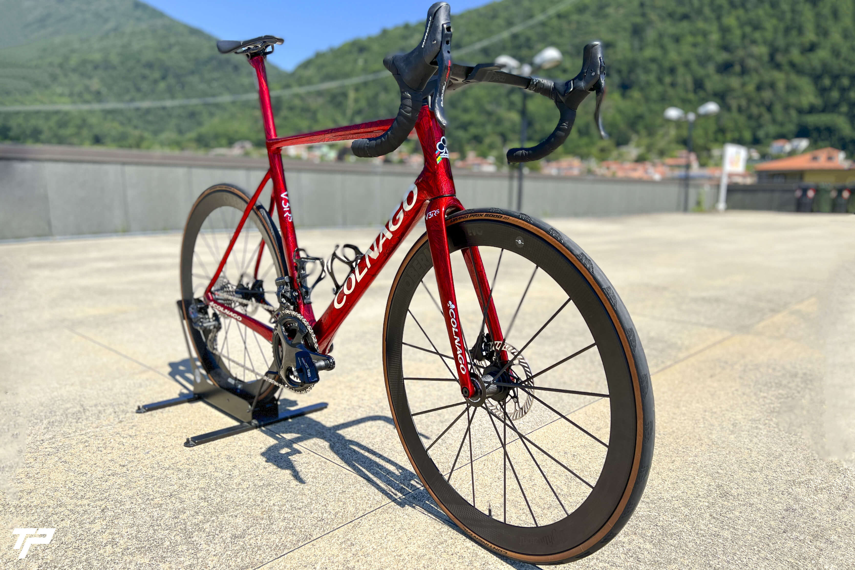 COLNAGO V3RS FROZEN LTD: THE EXPRESSION OF ITALIAN EXCELLENCE